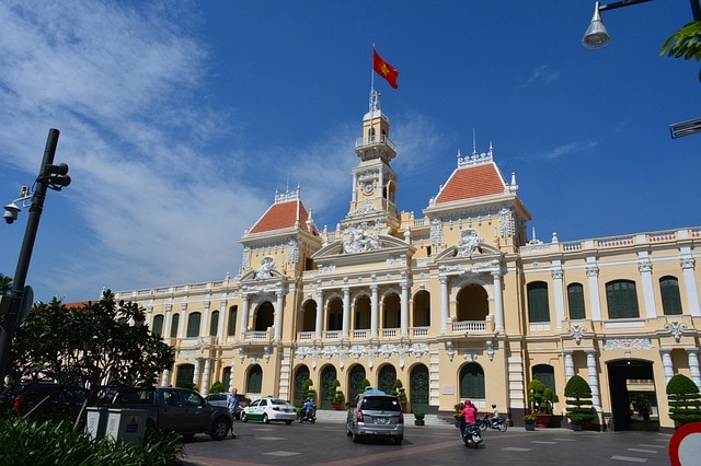 La cathedrale d'Hô-Chi-Minh-Ville